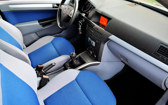 Opel Astra cena 13900 przebieg: 237000, rok produkcji 2004 z Łęknica małe 154
